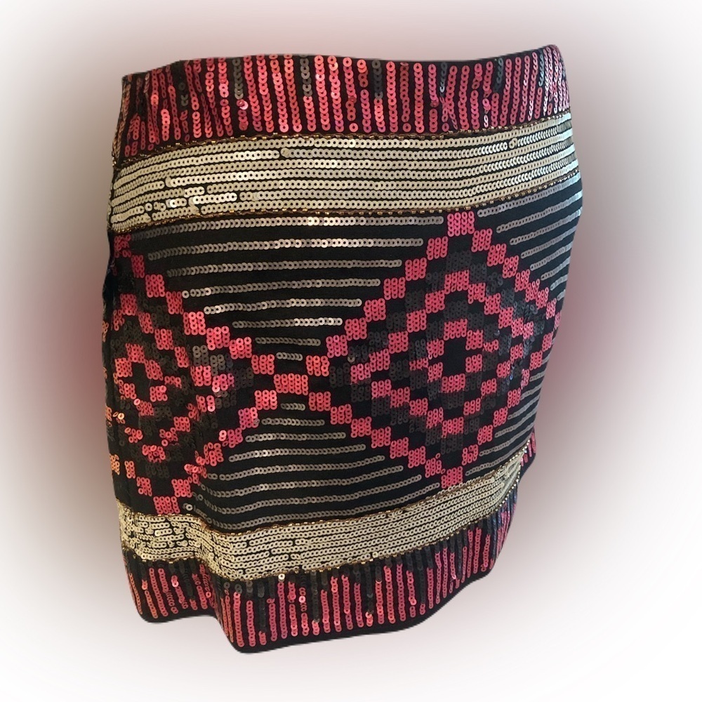 Vintage Skirt forever 21 sequence mini pink and black and silver size S